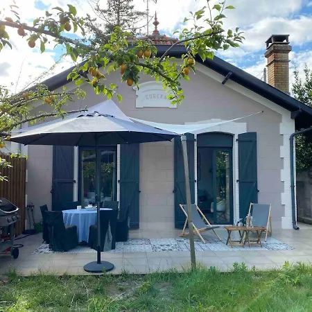 Eureka Air-conditioned Pereire - Tatil Evi